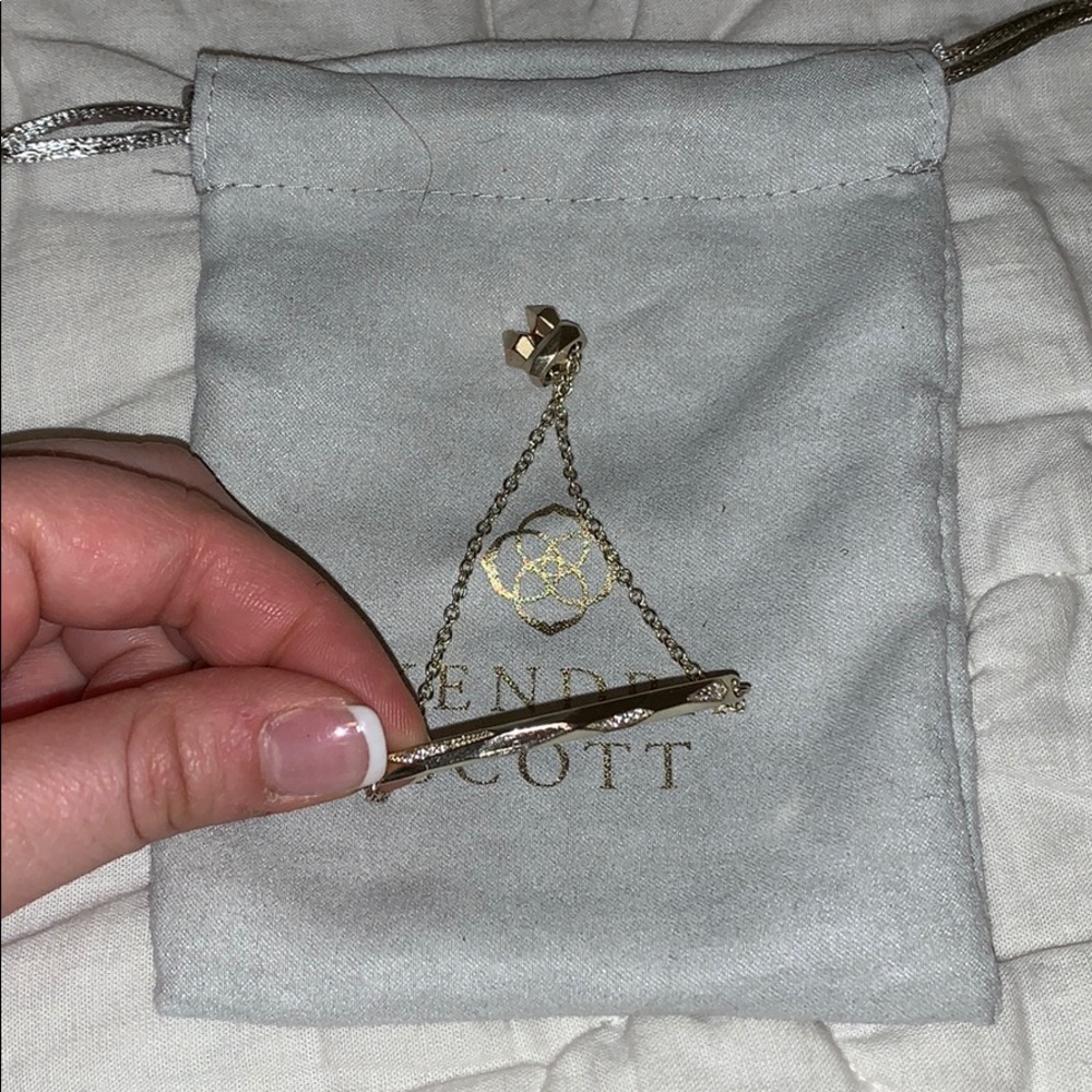 Kendra Scott bracelet